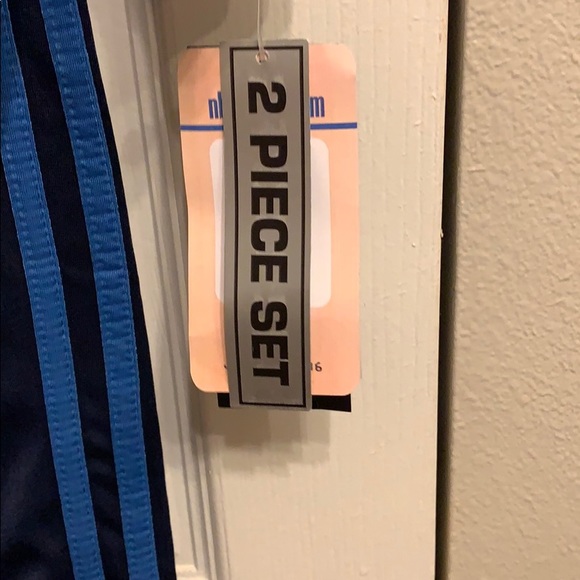 Adidas OKC track suits 2T NEW with Tag - Picture 4 of 4